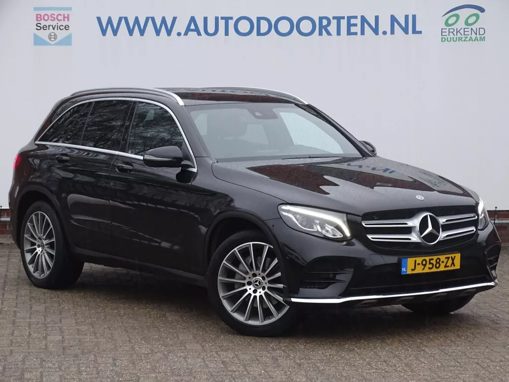 Mercedes-Benz GLC-klasse 250 4MATIC Premium Plus|Pano|Camera|2400KG trekgew.