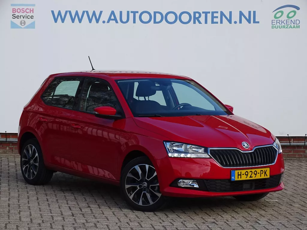 Skoda Fabia 1.0 TSI Business Edition|Navi|Carplay|Adaptive