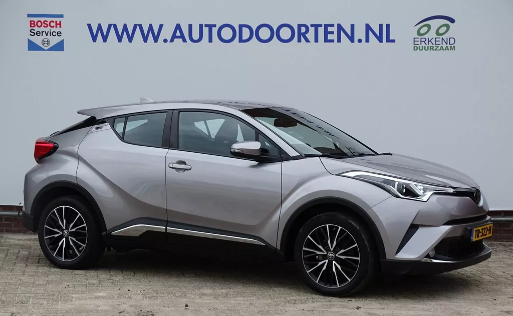 Toyota C-HR 1.2 Urban|Trekhaak|Navi|Camera|Bluetooth