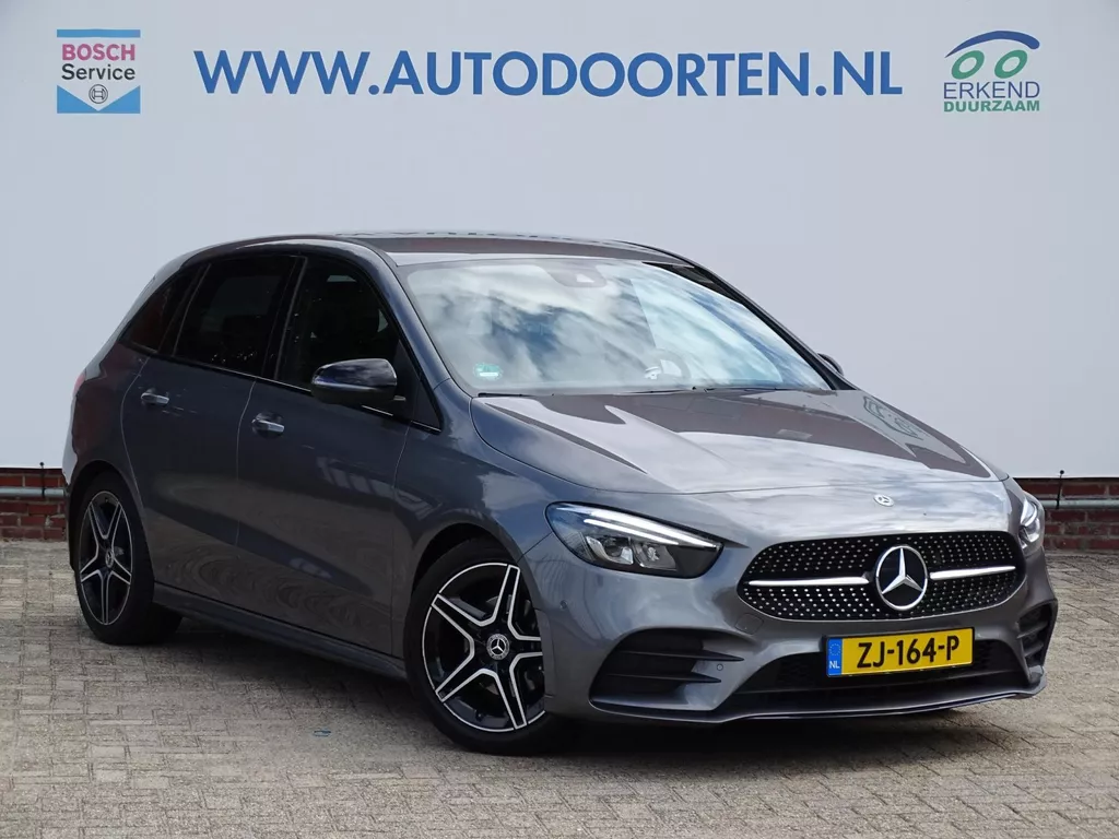 Mercedes-Benz B-klasse 180 Business Solution AMG|Stoelverwarming|Camera|Elek.Klep
