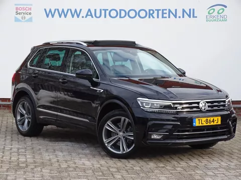Volkswagen Tiguan 2.0 TDI 4Motion Highline Business R|PANO|TREKHAAK|