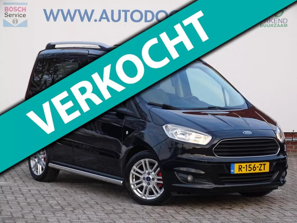 Ford Tourneo Courier 1.0 Titanium|Trekhaak|All Season|Sidebars|Zeer netjes